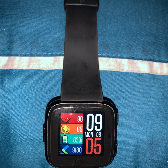 Fitbit Versa - Picture 8 of 8